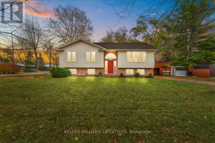 4547 WILLIAM STREET, Plympton-Wyoming