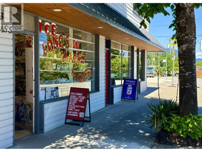 455 MARINE DRIVE, Gibsons