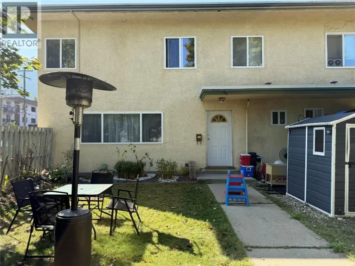 455 Richards Street W, Nelson