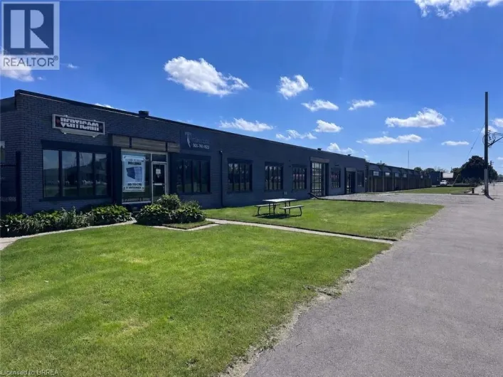 45-55 WORTHINGTON Drive, Brantford