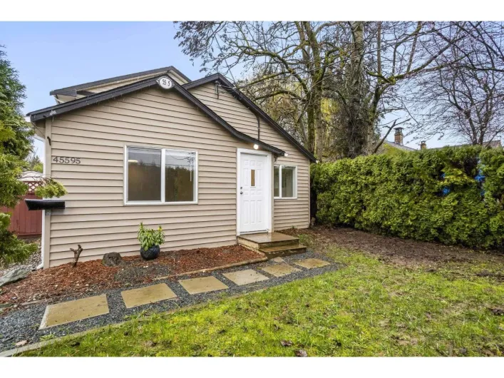 45595 LEWIS AVENUE|Chilliwack Proper West, Chilliwack