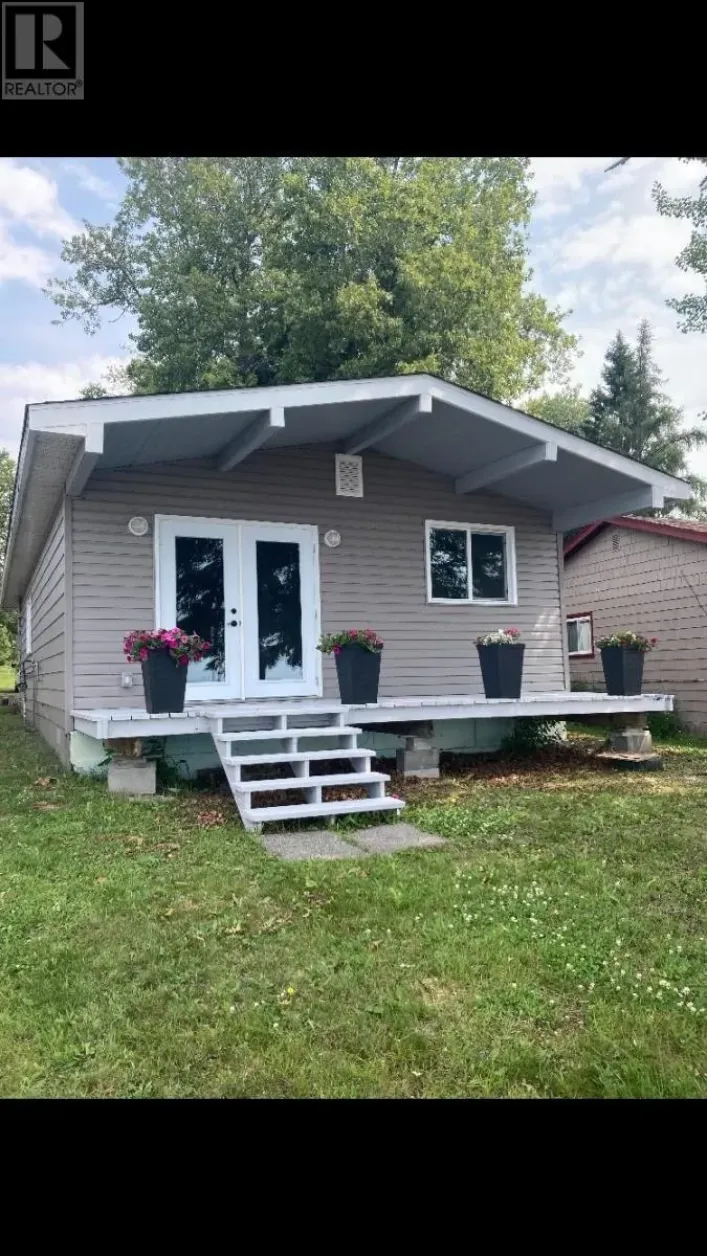 456 East Floral Beach RD, Shuniah