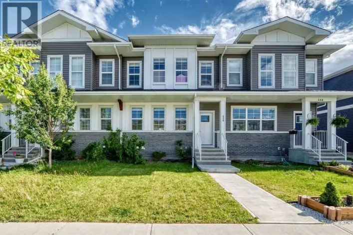 456 West Lakeview Drive, Chestermere