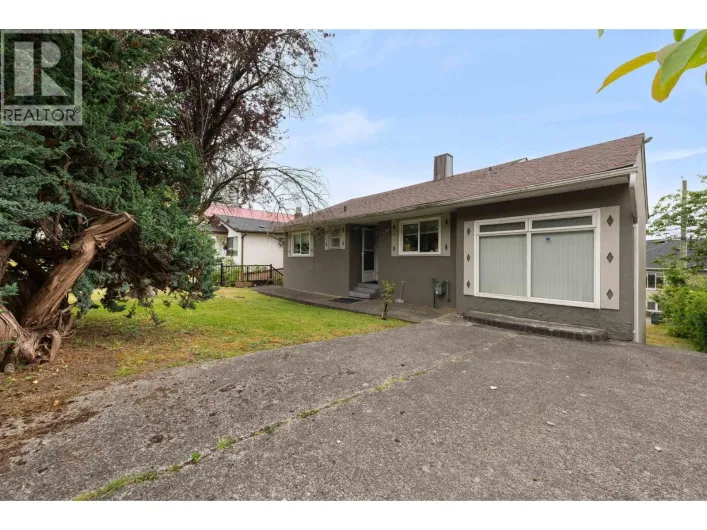 4561 NANAIMO STREET, Vancouver