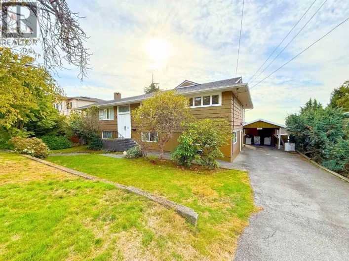 4566 NEVILLE STREET, Burnaby