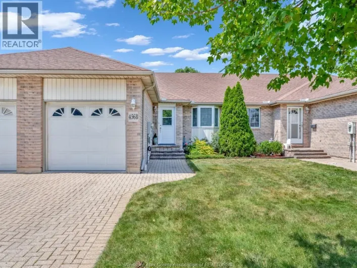 Row / Townhouse for sale: 4568 BROTHER'S COURT, Windsor
