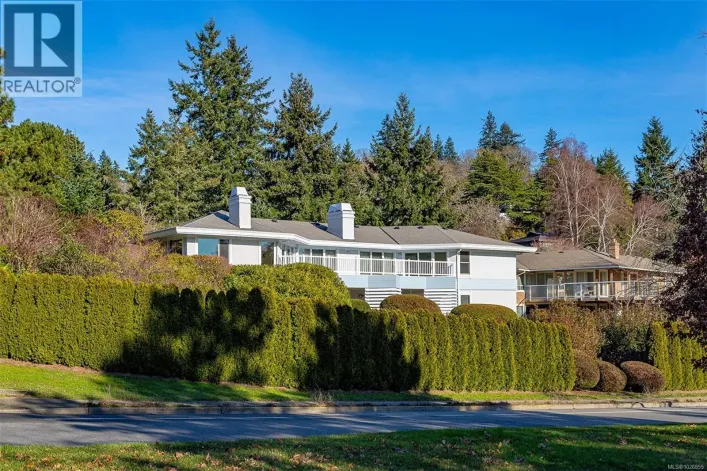 4569 Boulderwood Dr, Saanich