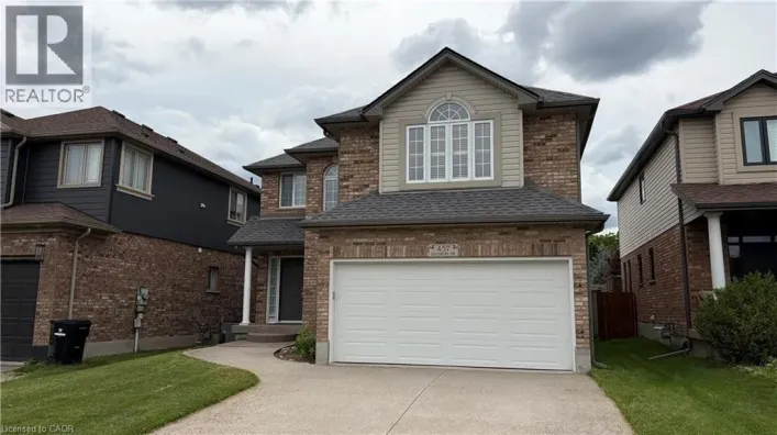 457 DANSBURY Drive, Waterloo