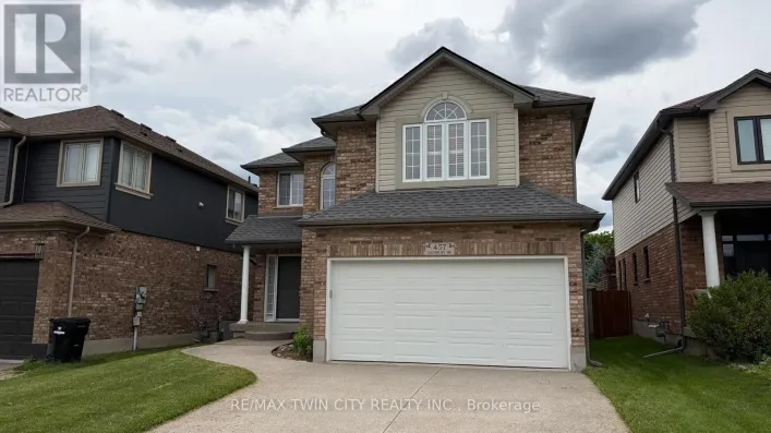 457 DANSBURY DRIVE, Waterloo