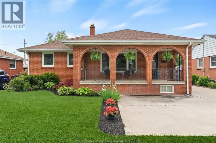 457 Watson, Windsor