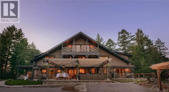 4573 Prospect Lake Rd, Saanich