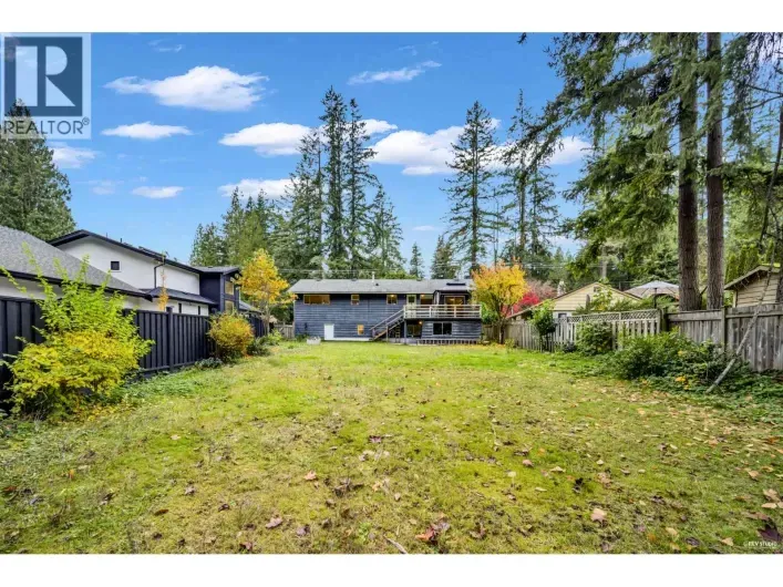 House for sale: 4578 CAPILANO ROAD, North Vancouver