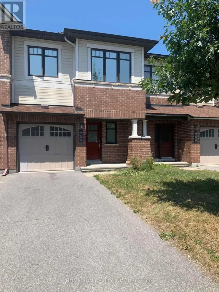 458 SILVERSTONE WAY, Ottawa