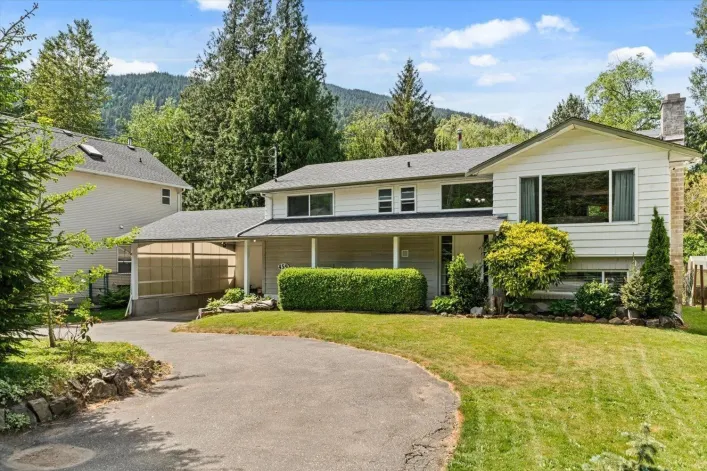 459 NAISMITH AVENUE|Harrison Hot Springs, Harrison Hot Springs