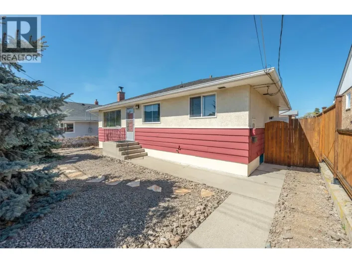 459 Penticton Avenue, Penticton