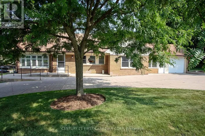 459 RIVERSIDE DRIVE, London North