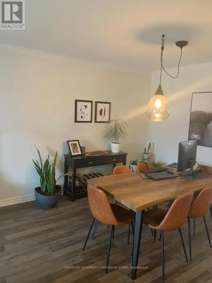 46 - 140 CONWAY DRIVE, London South