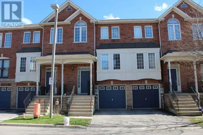 Row / Townhouse for rent: 46 - 19 FOXCHASE AVENUE, Vaughan