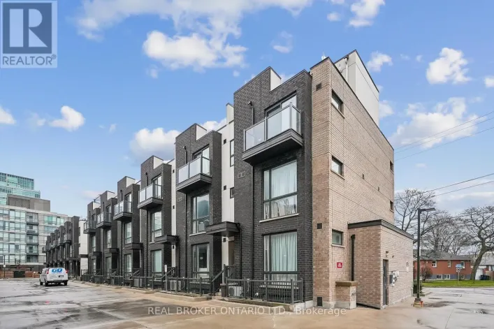 46 - 26 FIELDWAY ROAD, Toronto