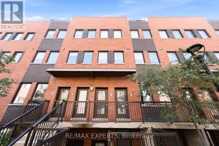 46 - 68 WINSTON PARK BOULEVARD, Toronto