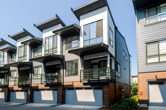 46 7177 194A STREET, Surrey