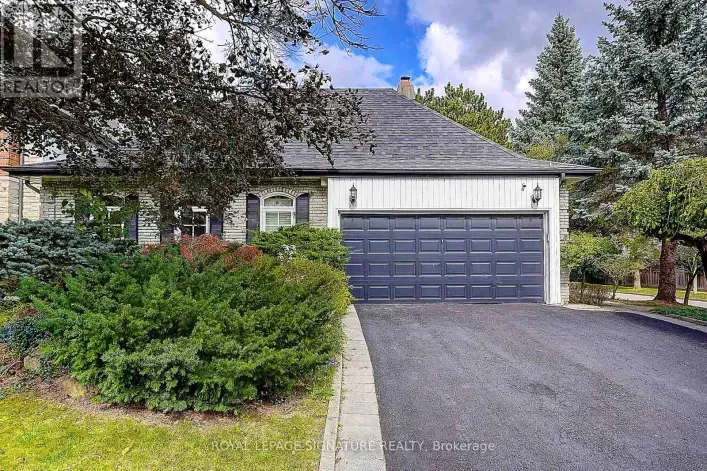 46 CARAVAN DRIVE, Toronto