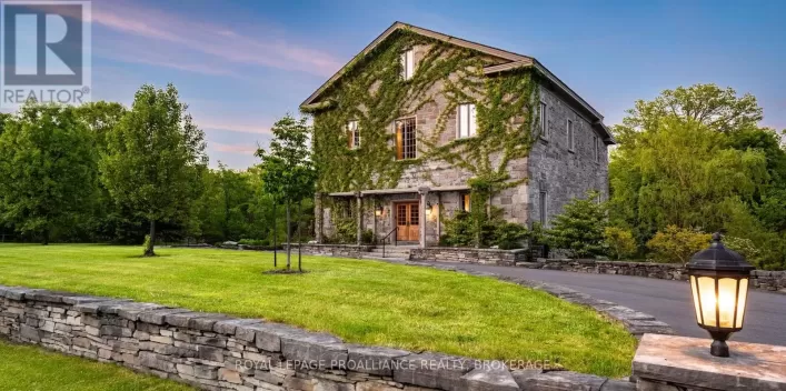 46 CONCESSION STREET S, Stone Mills