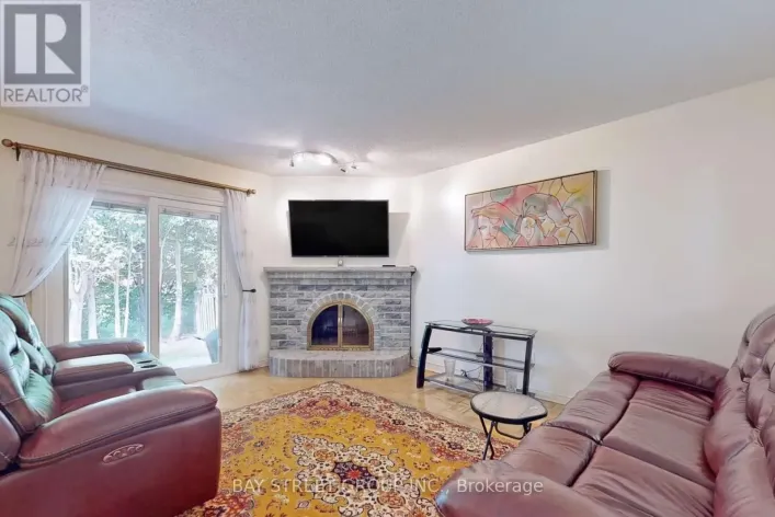 46 GILMORE CRESCENT, Vaughan