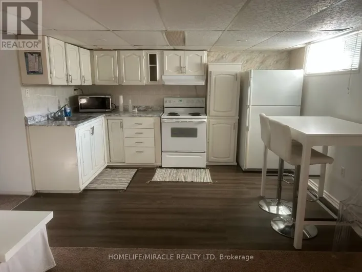 46 INNISWOOD - ( BASEMENT ) DRIVE, Toronto