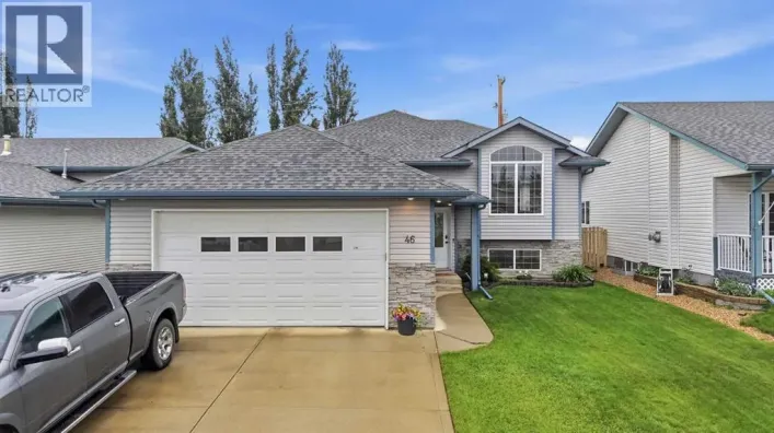 46 Livingston Close, Lacombe
