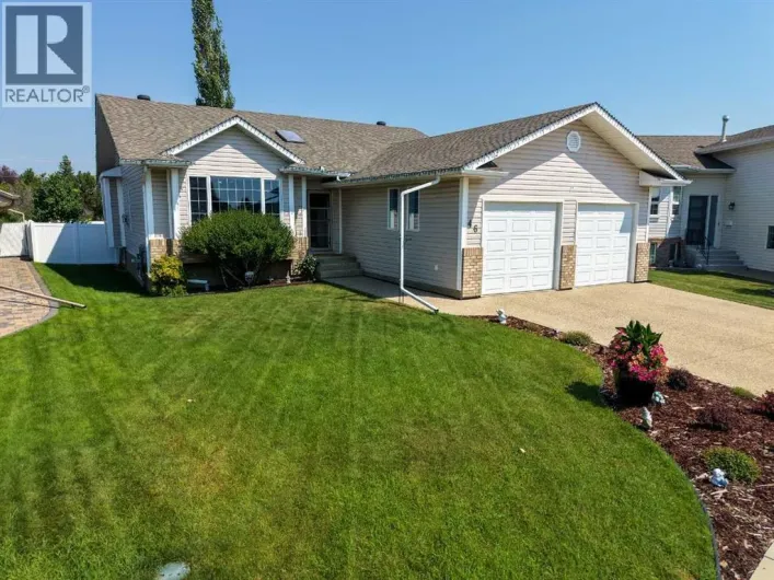 46 Lord Close, Red Deer