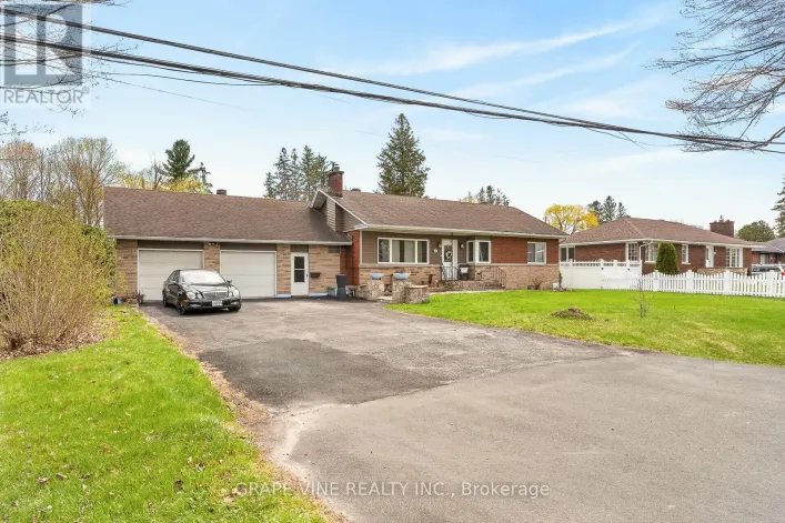 46 MACFARLANE ROAD, Ottawa