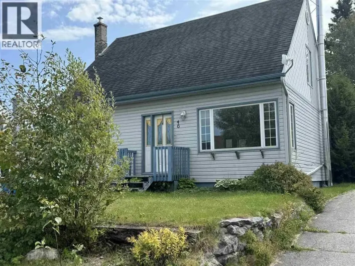 46 Neebig AVE, Manitouwadge