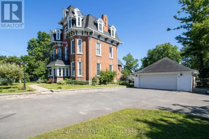 46 QUABBIN ROAD, Front of Yonge