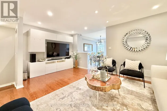 46 REVELSTOKE CRESCENT, Richmond Hill