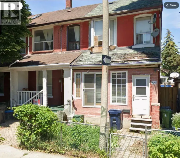 46 SULLIVAN STREET, Toronto