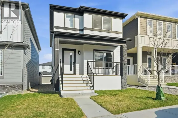 46 Versant View SW, Calgary