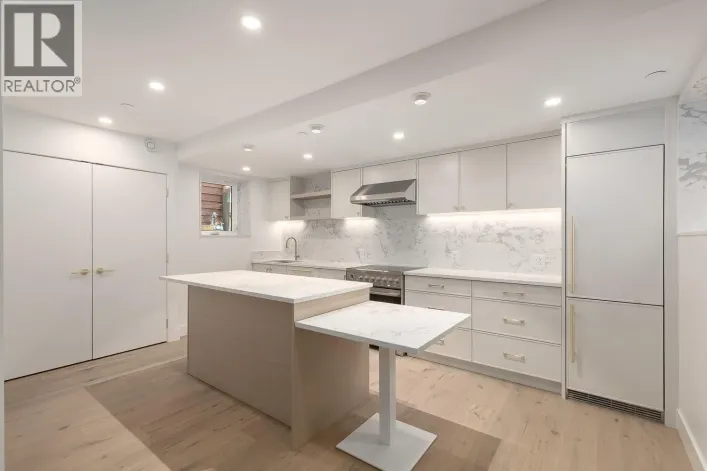 460 E 17TH AVENUE, Vancouver