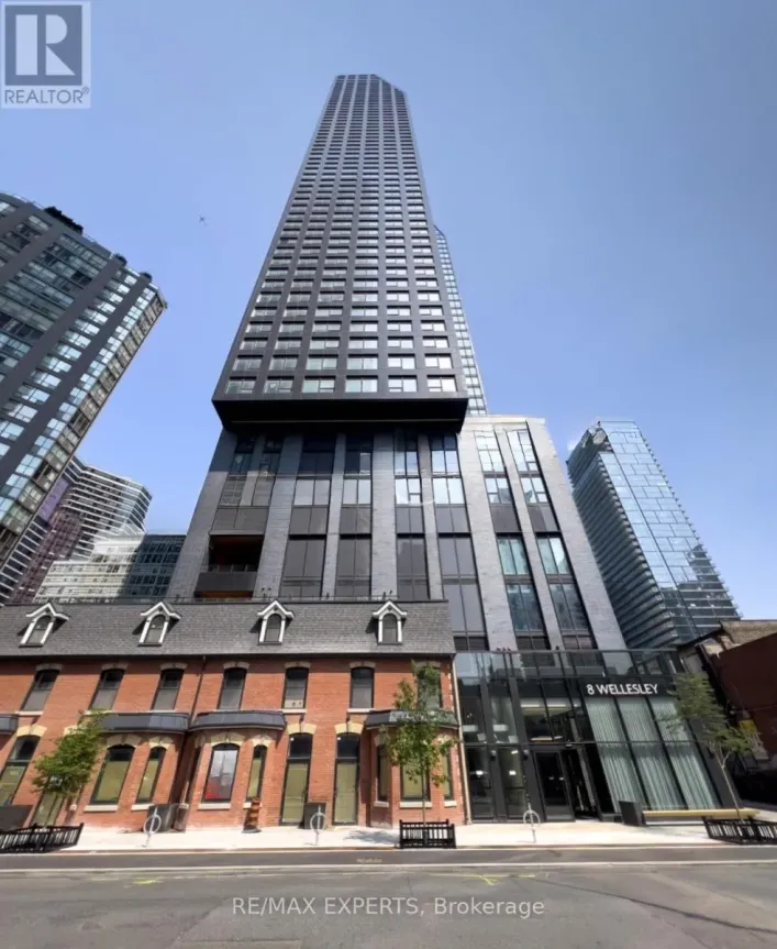 4606 - 8 WELLESLEY STREET W, Toronto