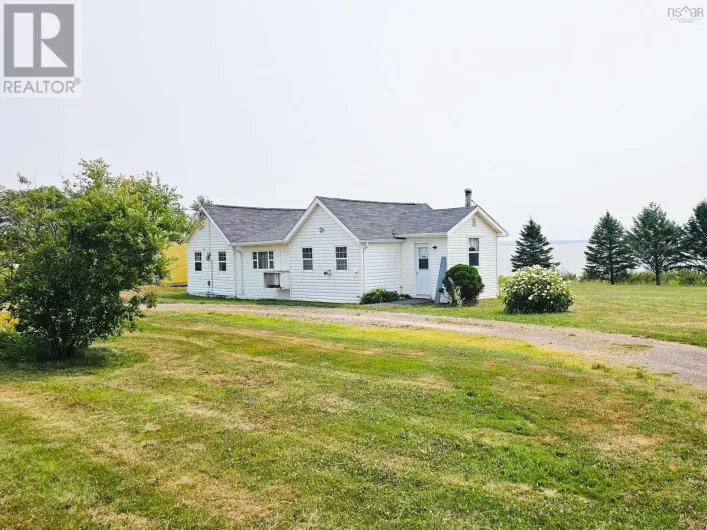 4606 Highway 2, Upper Economy