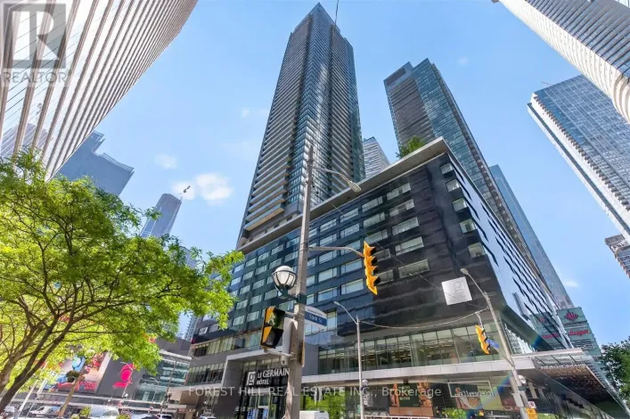 4607 - 65 BREMNER BOULEVARD, Toronto