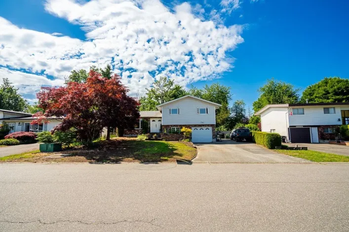 46070 ROY AVENUE|Sardis South, Chilliwack