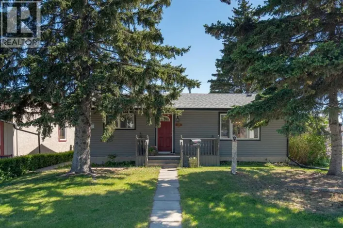 4609 Marcombe Way NE, Calgary