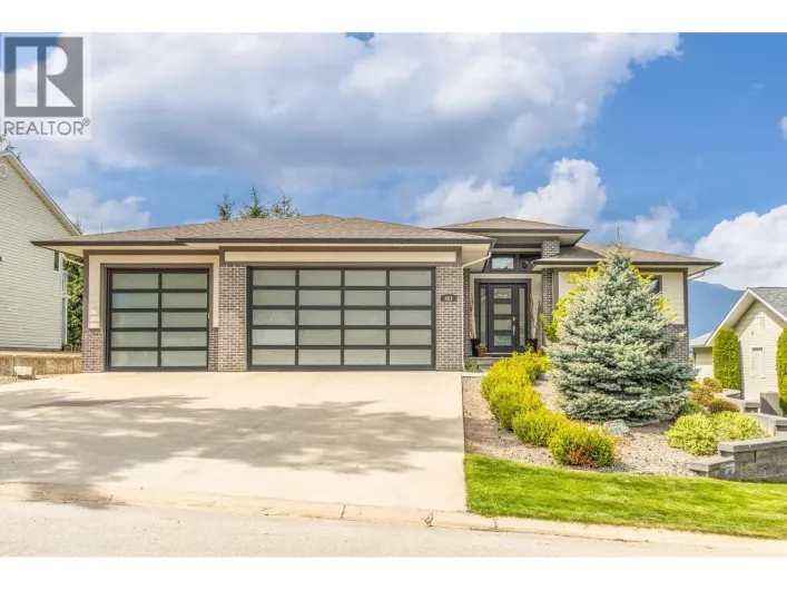 461 21 Street SE, Salmon Arm