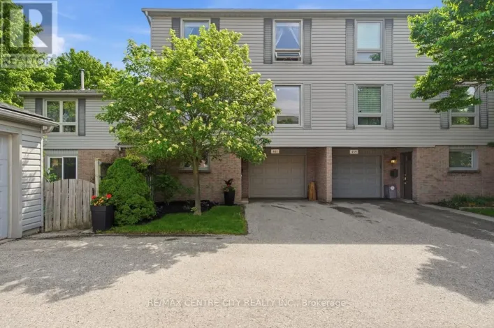 461 EVERGLADE CRESCENT, London North