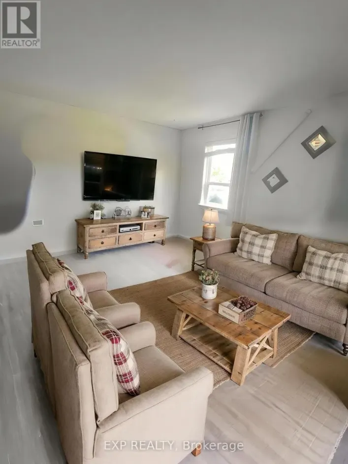 461 RED RIVER DRIVE, Waterloo