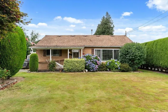 46117 LEWIS AVENUE|Chilliwack Proper East, Chilliwack