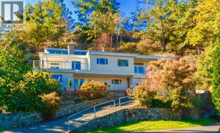 4612 Cliffwood Pl, Saanich