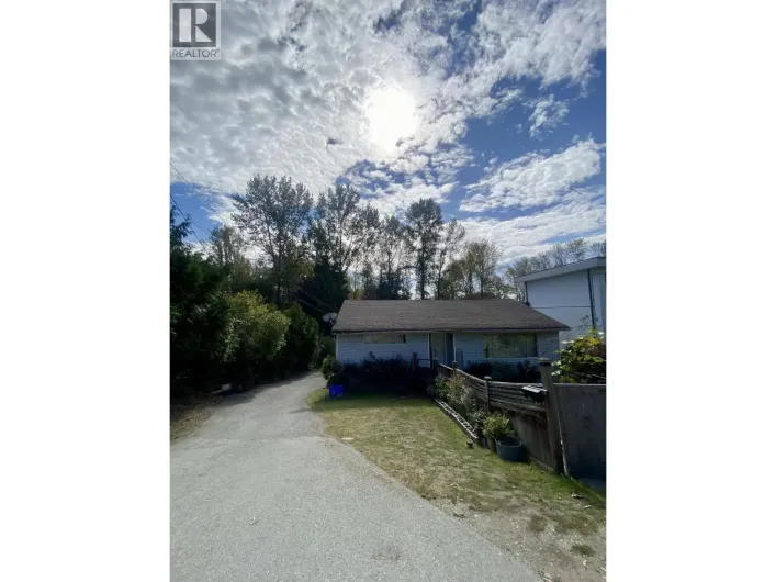 4614 MARINE DRIVE, Burnaby