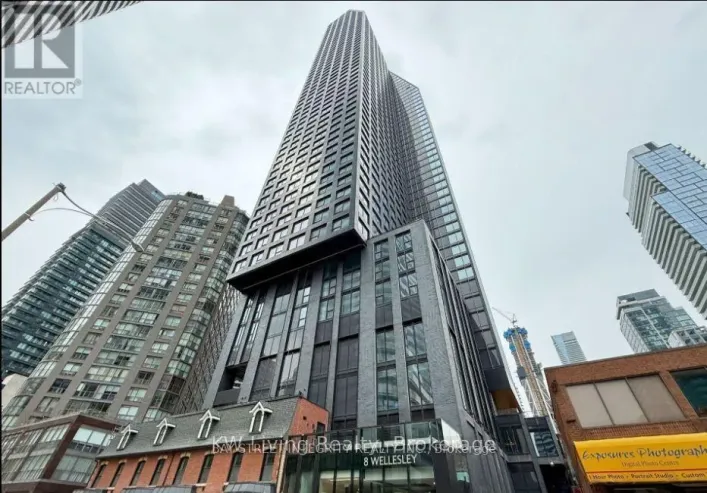 4616 - 8 WELLESLEY STREET W, Toronto